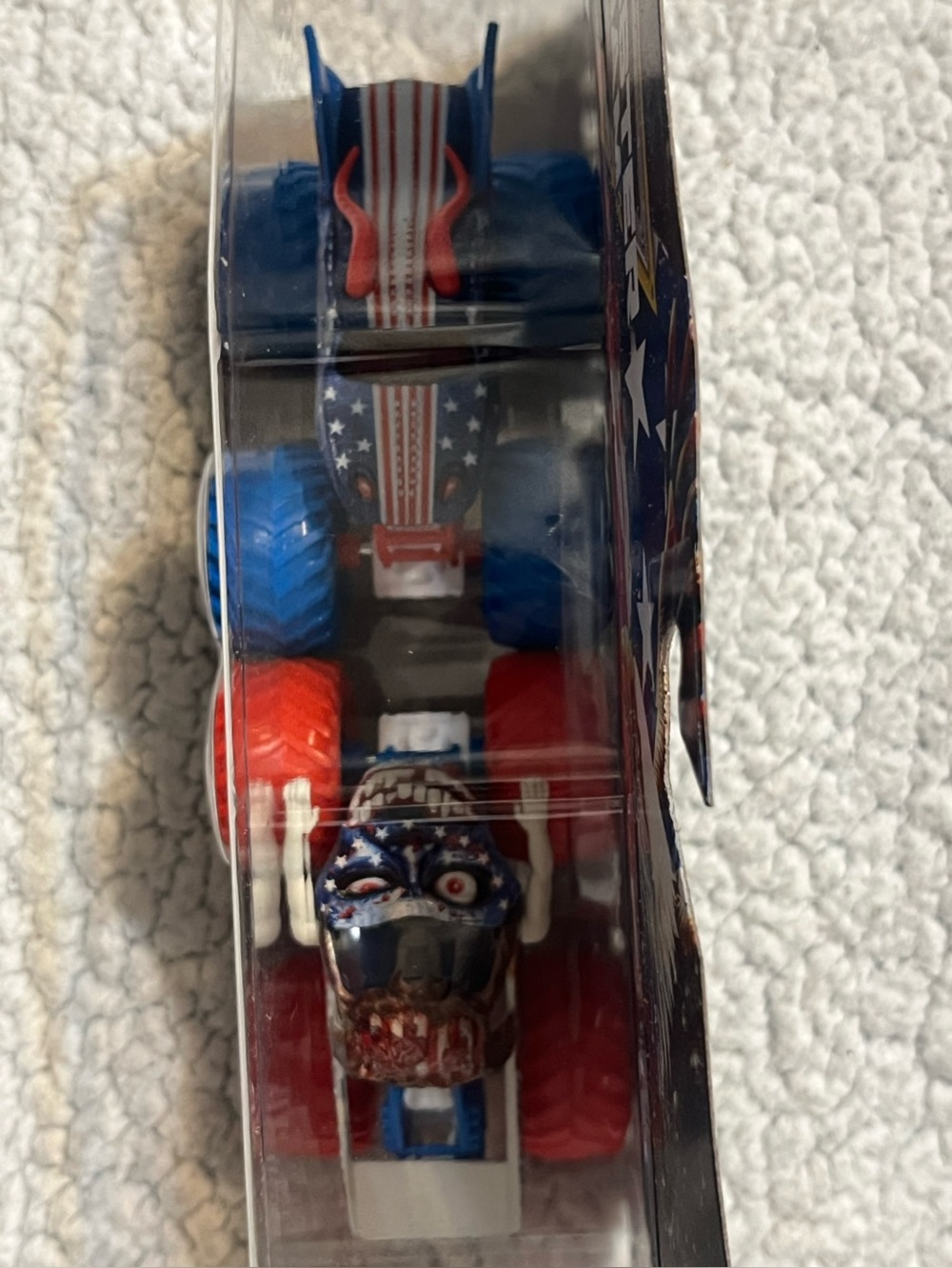 Monster Jam Dragon vs Zombie
Stars and Stripes 2 pack - Picture 3 of 7